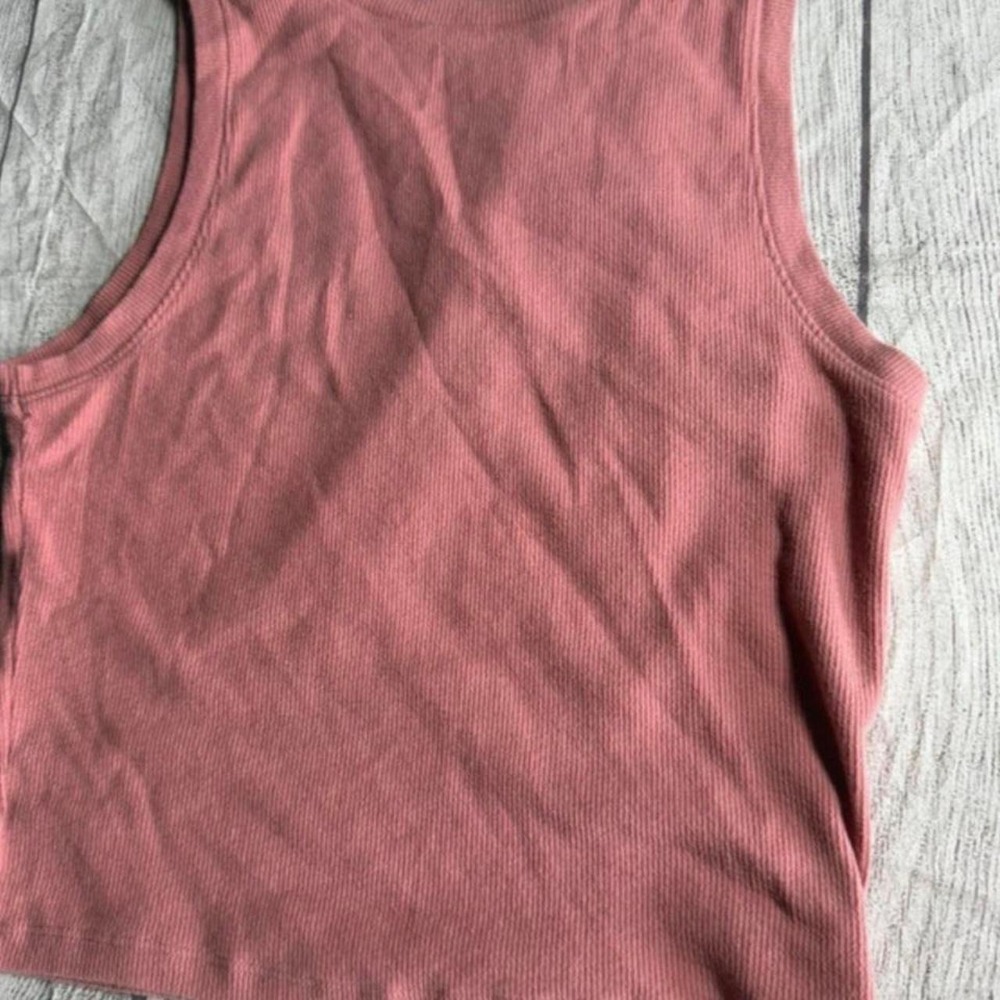 Hollister Mauve Ribbed Cropped Tank Top - Size M